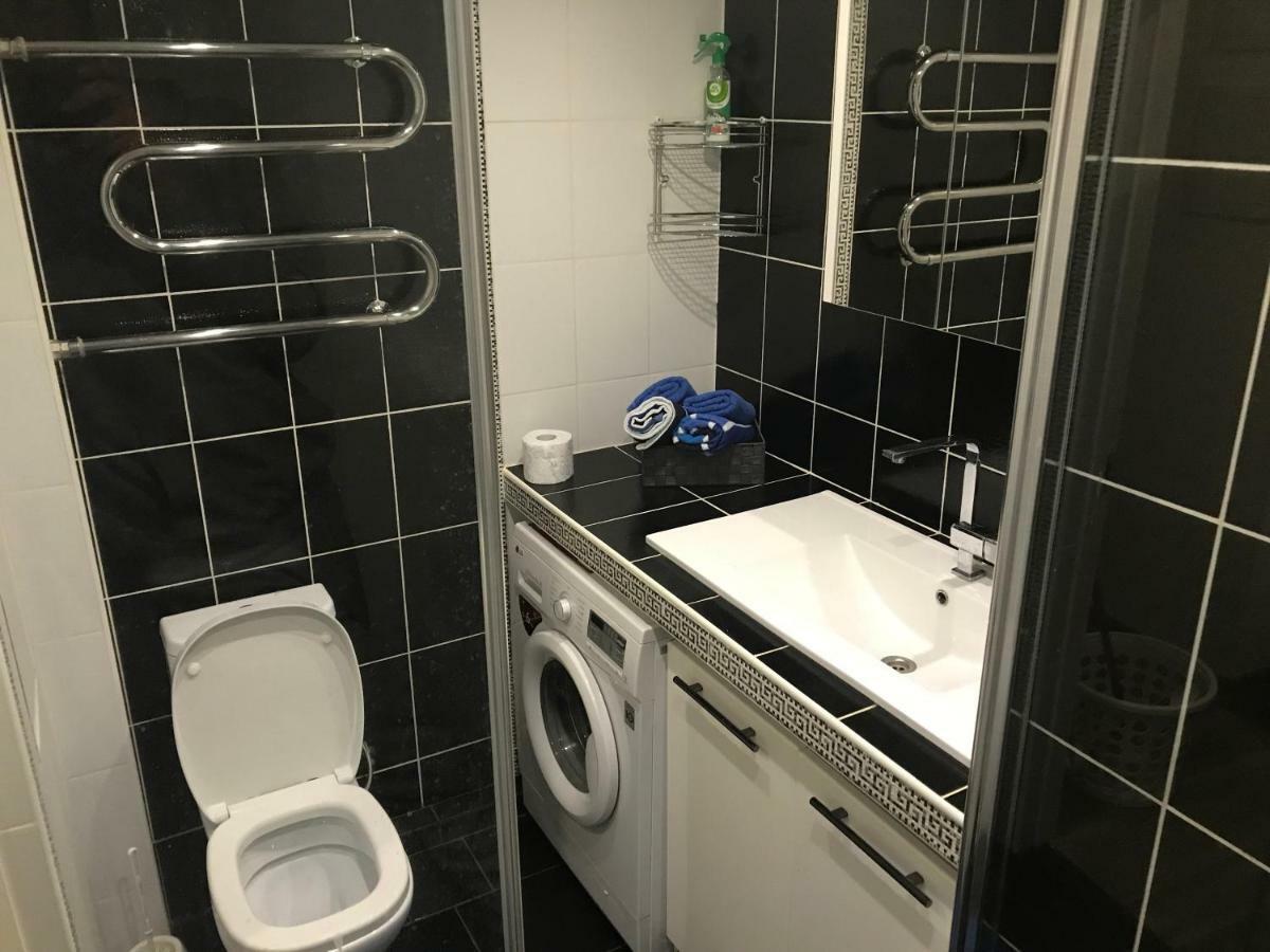 Fine Apartment Jelgava Eksteriør billede